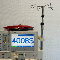 Fresenius Medical Care 4008 S Hemodialysis Machine image 2